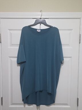 LuLaRoe Teal Tunic Tee